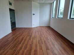 Highland Centre (D19), Office #567471101